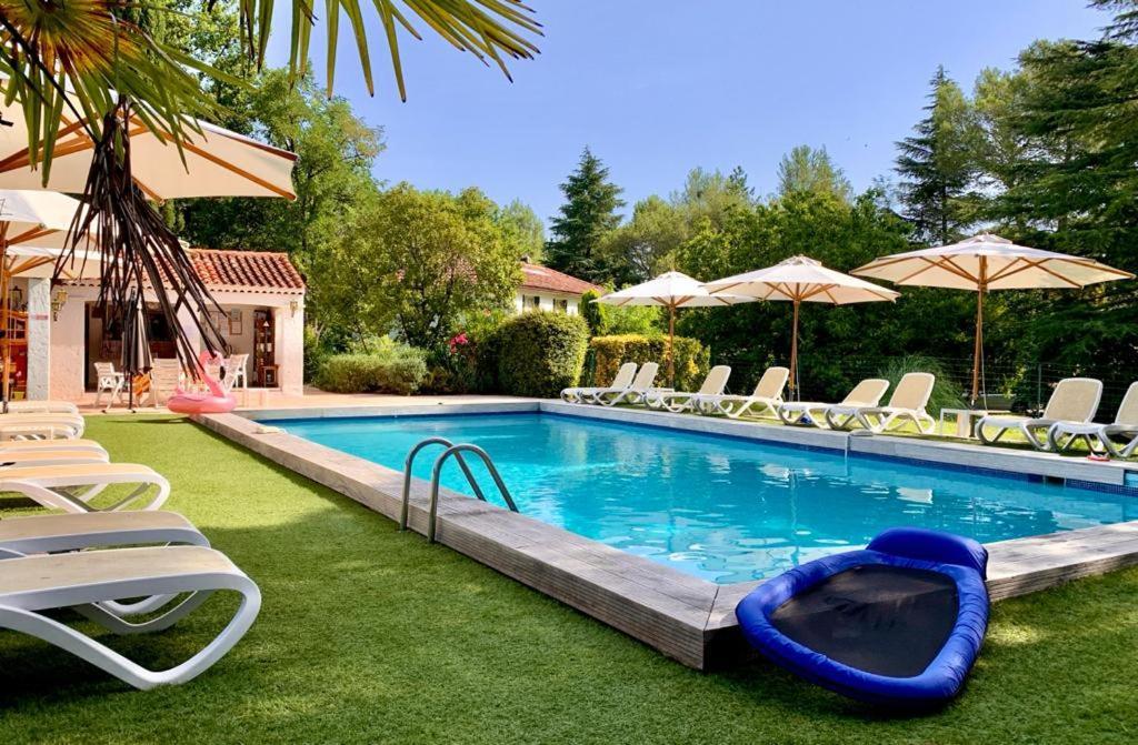 Residence Miro, Gites Avec Piscine Chauffee Et Tennis Les Arcs-sur-Argens Exterior foto