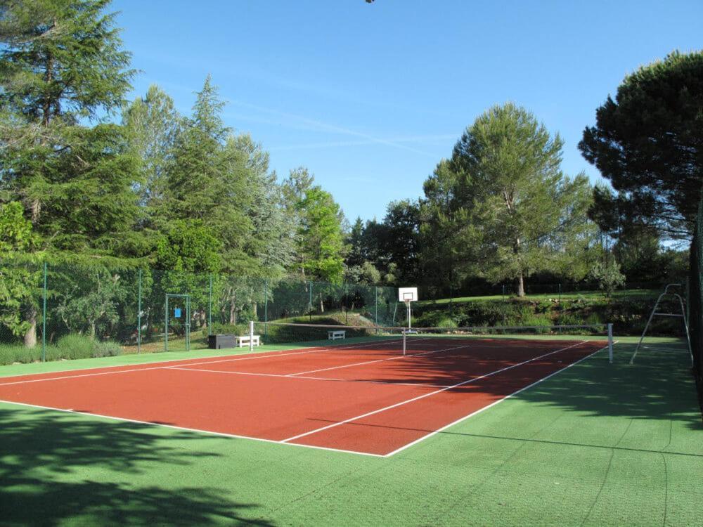 Residence Miro, Gites Avec Piscine Chauffee Et Tennis Les Arcs-sur-Argens Exterior foto