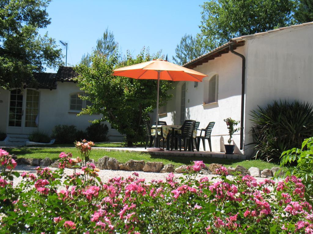 Residence Miro, Gites Avec Piscine Chauffee Et Tennis Les Arcs-sur-Argens Exterior foto
