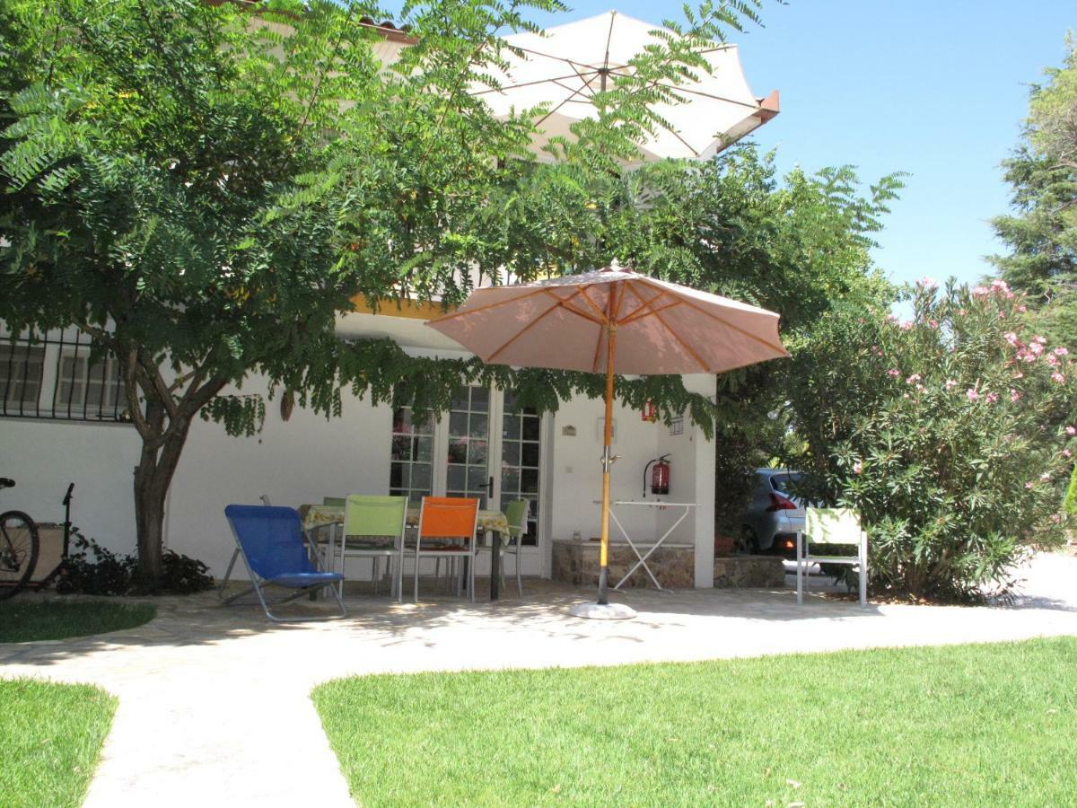 Residence Miro, Gites Avec Piscine Chauffee Et Tennis Les Arcs-sur-Argens Exterior foto