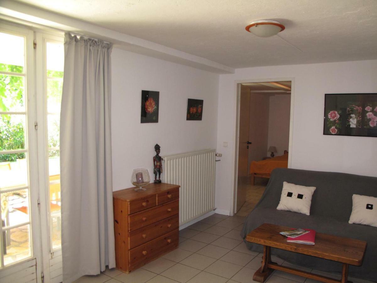 Residence Miro, Gites Avec Piscine Chauffee Et Tennis Les Arcs-sur-Argens Exterior foto